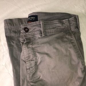 Gray American eagle long pant kahki